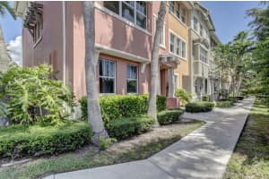 540  Amador Lane   1, West Palm Beach, FL 33401 Sold 02/13/23
