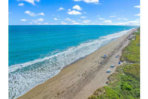 317 NE Golfview Circle, Stuart, FL 34996 Sold 02/28/23