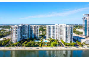 1801 S Flagler Drive   Ph 11, West Palm Beach, FL 33401 Sold 08/18/23
