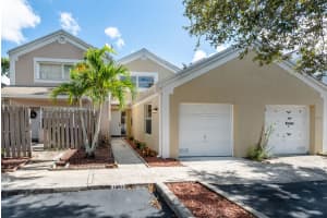 1393 NW 124th Avenue, Pembroke Pines, FL 33026 Sold 01/11/23