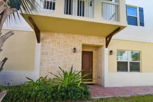 100 NW 69th Circle   68, Boca Raton, FL 33487 Sold 01/26/23