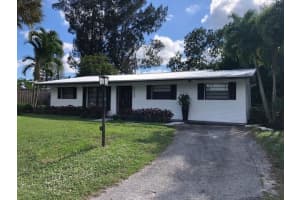 5728 Leon Dr, West Palm Beach, FL 33413, Sold 02/21/23