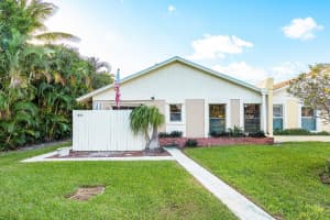 1982 SE 1st Circle   2a, Boynton Beach, FL 33435 Sold 03/24/23