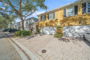 51  Tall Oaks Circle, Tequesta, FL 33469 Sold 02/08/23
