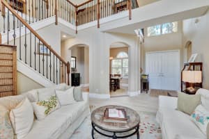 107  Magnolia Way, Tequesta, FL 33469 Sold 02/16/23