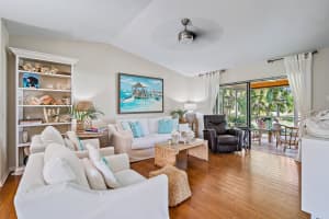 10860 SE Stern Lane, Hobe Sound, FL 33455 Sold 03/13/23