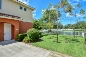 61 SE Palermo Court   203, Stuart, FL 34994 Sold 04/20/23