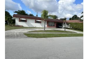 1462  8th Street, West Palm Beach, FL 33401 Sold 03/24/23