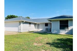 160  11th Court, Vero Beach, FL 32962 Sold 03/08/23