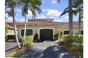 800  Sorrento Drive, Weston, FL 33326 Sold 03/30/23