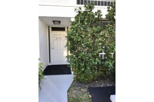 6479  Bay Club Drive   2, Fort Lauderdale, FL 33308 Sold 02/27/23