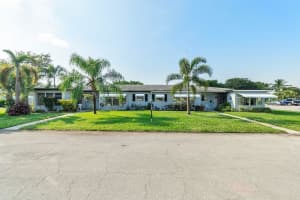 530  High Point Drive   B, Delray Beach, FL 33445 Sold 03/17/23