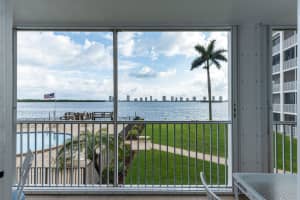 100  Paradise Harbour Boulevard   202, North Palm Beach, FL 33408 Sold 01/31/23