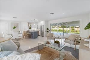 911 SW 27th Terrace, Boynton Beach, FL 33435 Sold 02/21/23