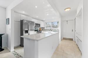 2010 S Federal Highway   109, Boynton Beach, FL 33435 Sold 02/21/23