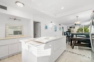 2010 S Federal Highway   109, Boynton Beach, FL 33435 Sold 02/21/23