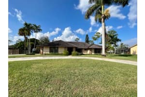 13158  La Mirada Circle, Wellington, FL 33414 Sold 02/17/23