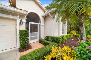 5003 SE Mariner Village Lane, Stuart, FL 34997 Sold 01/12/23