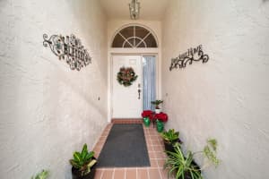 5003 SE Mariner Village Lane, Stuart, FL 34997 Sold 01/12/23