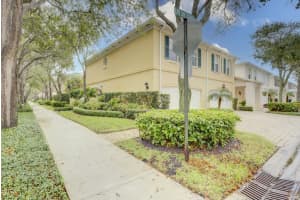 88  Live Oak Circle, Tequesta, FL 33469 Sold 02/01/23