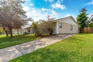 4584 SE Geneva Drive, Stuart, FL 34997 Sold 03/15/23