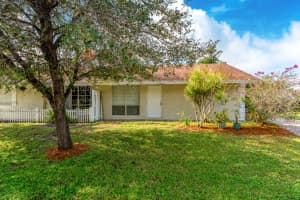 4584 SE Geneva Drive, Stuart, FL 34997 Sold 03/15/23