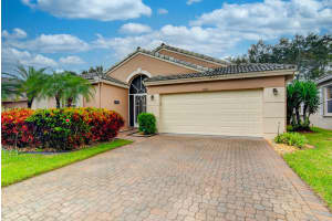 5682  Swaying Palm Lane, Boynton Beach, FL 33437 Sold 03/14/23