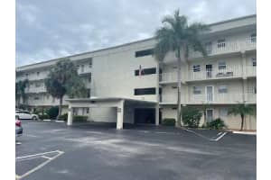 130 NE 26th Avenue   2120, Boynton Beach, FL 33435 Sold 03/16/23