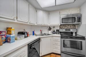 290 W Palmetto Park Road Road   114, Boca Raton, FL 33432 Sold 01/26/23