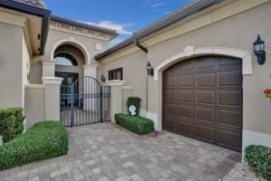 12121  Glacier Bay Drive, Boynton Beach, FL 33473 Sold 02/28/23