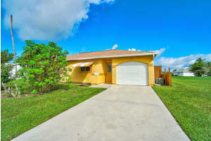 1521 SE Collette Circle, Port Saint Lucie, FL 34952 Sold 06/13/23