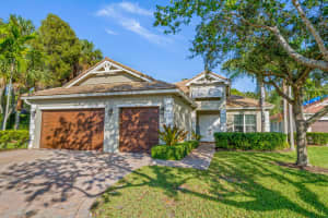 9293  Plantation Estates Drive, Royal Palm Beach, FL 33411 Sold 05/31/23