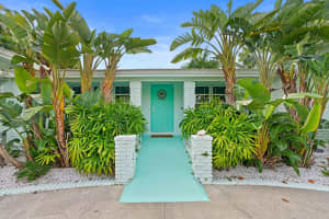 734  Upland Road, West Palm Beach, FL 33401 Sold 05/09/23