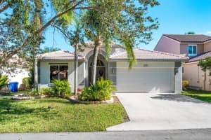 576 NW 45 Avenue, Deerfield Beach, FL 33442 Sold 02/23/23