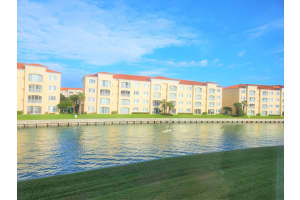 19  Harbour Isle Drive  W 201, Fort Pierce, FL 34949 Sold 05/24/23