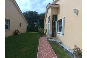 68 Sausalito Drive Boynton Beach, FL 33436 Sold 04/06/23