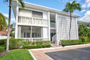4201 S Ocean Boulevard   M6 Palm Beach, FL 33480 Sold 02/27/23