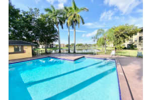 9044 Nw 28th Drive 3-307, Coral Springs, Fl 33065 Coral Springs, FL 33065 Sold 02/17/23