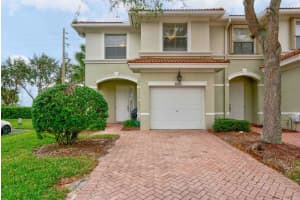 6081 Seminole Gardens Circle Palm Beach Gardens, FL 33418 Sold 02/01/23
