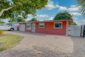 608  Casper Avenue West Palm Beach, FL 33413 Sold 02/10/23