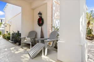 31 Oakland Court Tequesta, FL 33469 Sold 04/03/23