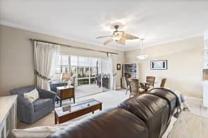 31 Oakland Court Tequesta, FL 33469 Sold 04/03/23