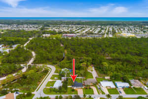 8625 Se Longview Drive Hobe Sound, FL 33455 Sold 05/16/23