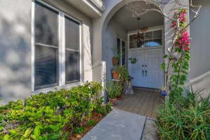 187 S Hampton Drive Jupiter, FL 33458 Sold 03/27/23