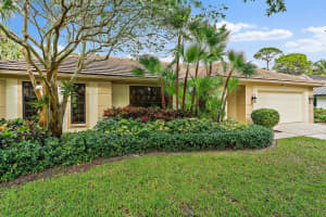 6701 Winding Lake Dr, Jupiter, FL 33458, Sold 01/24/23
