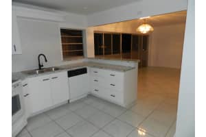 7 Greenway Village N 202, Royal Palm Beach, Fl 33411 Royal Palm Beach, FL 33411 Sold 07/18/23