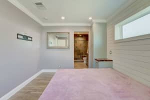 1010 Crow St, Jupiter, FL 33458, Sold 03/02/23