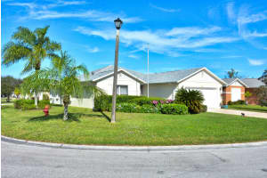 6202 Alexandria Circle Fort Pierce, FL 34982 Sold 05/18/23