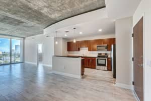 300 S Australian Avenue 919 West Palm Beach, FL 33401 Sold 03/03/23