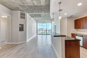 300 S Australian Avenue 919 West Palm Beach, FL 33401 Sold 03/03/23